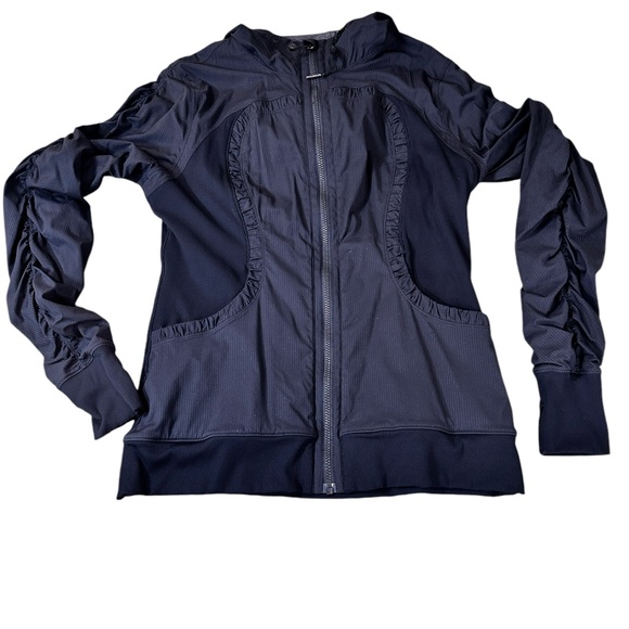 Lululemon Dance Studio Jacket III
Black / Heathered Black Size 14 - Picture 9 of 11